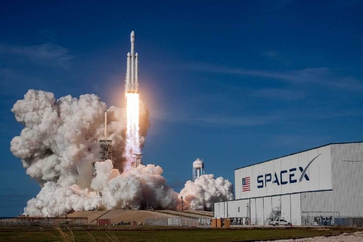 В первый раз за шесть месяцев компания SpaceX перевела биткоины на $88. Что это означает?